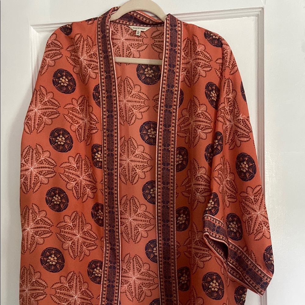 Max Studio Orange and Black Cape with Kimono Styling